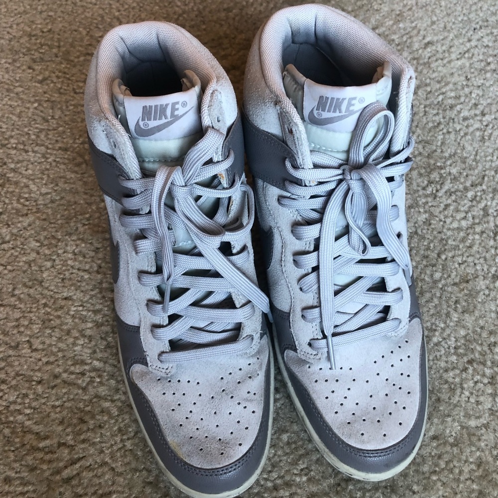 ☀️SALE☀️ Nike Dunk High Up Sneakers